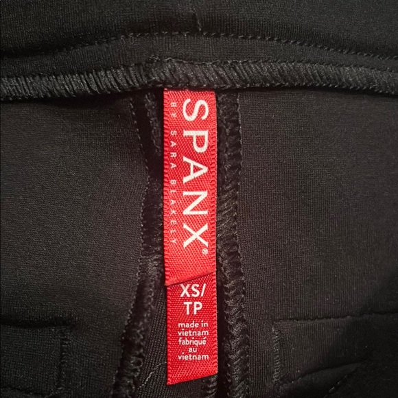 SPANXsmooth™ PerfectFit Ponte Slim Straight Pant size XS - Picture 12 of 13
